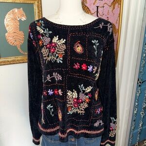 Floral Embroidered Sweater